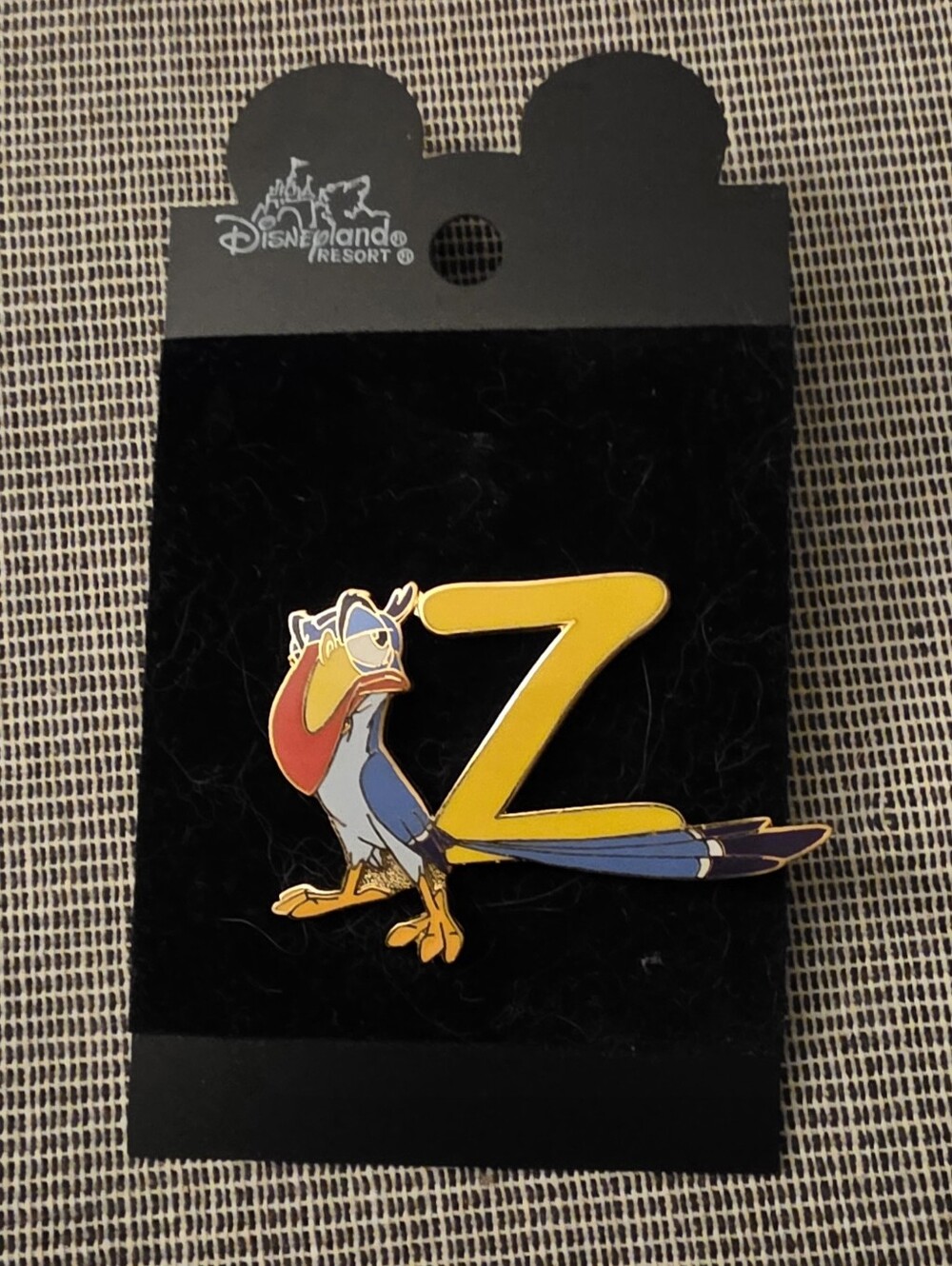 Disney Zazu Pin From Lion King - New On Card